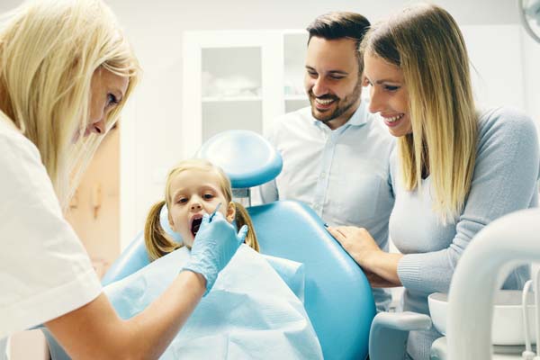 What Services Should You Expect from a Family Dentist in Alexandria, Virginia?